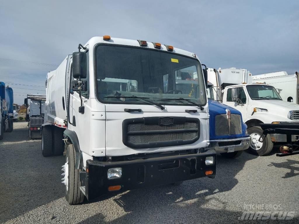 Autocar Xpert Waste trucks