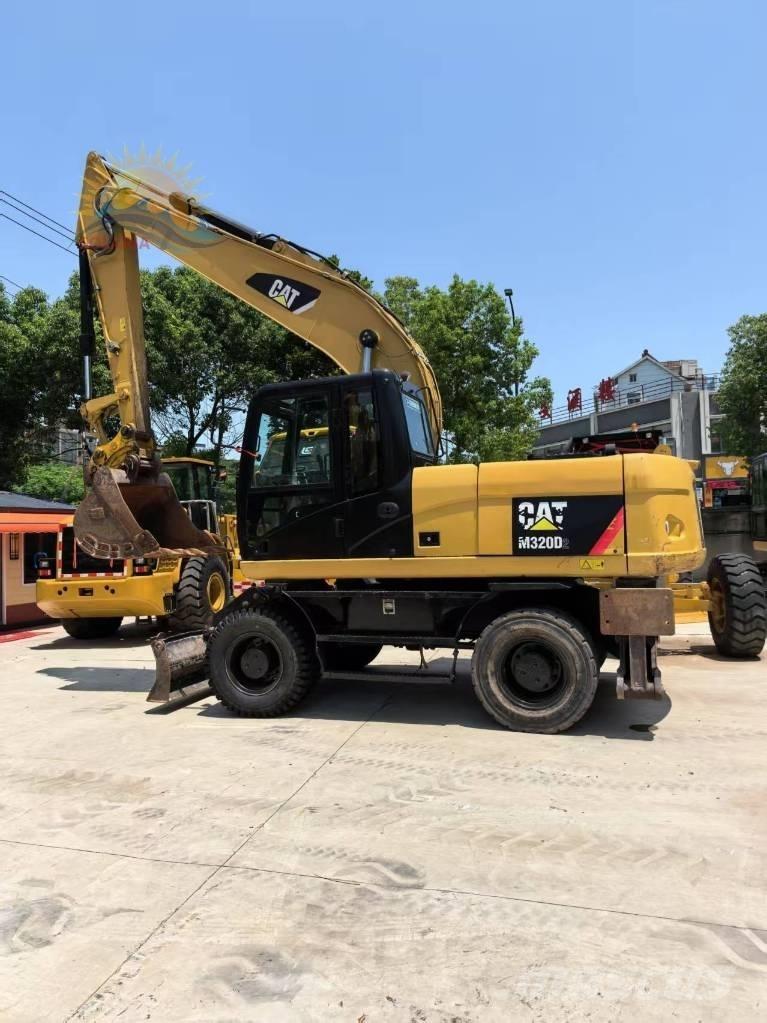 CAT M 320D2 Wheeled excavators