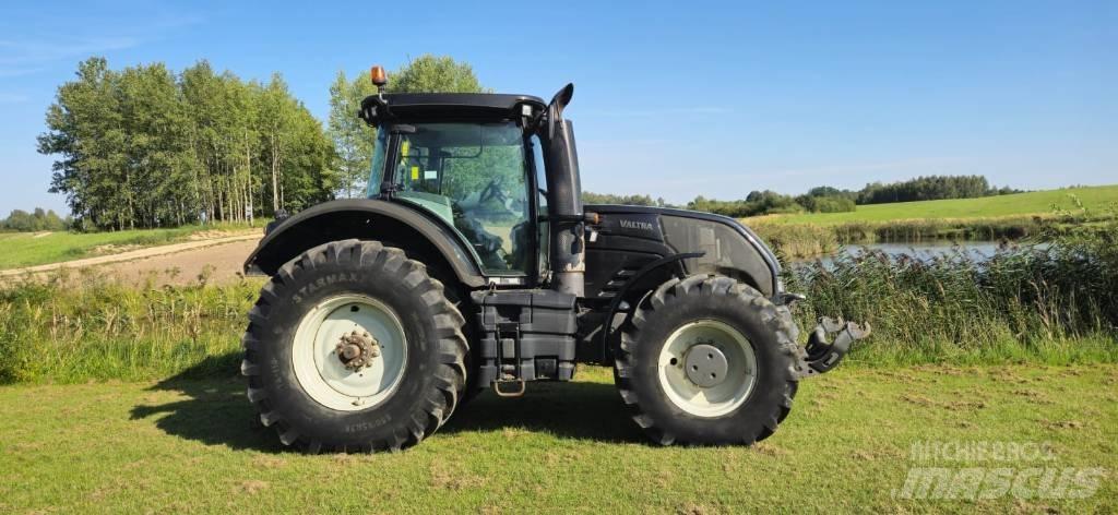 Valtra S 263 Tractors