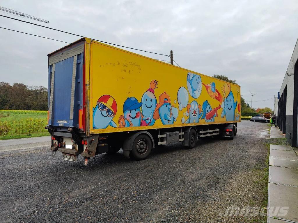 Renders X-Steering Box semi-trailers