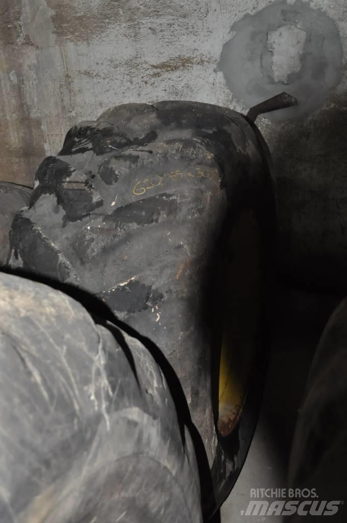 Nokian 620/55x30.5 Tyres, wheels and rims