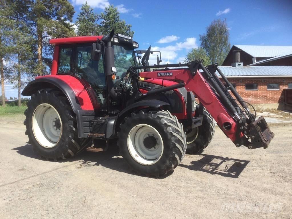 Valtra N 142 Direct Tractors
