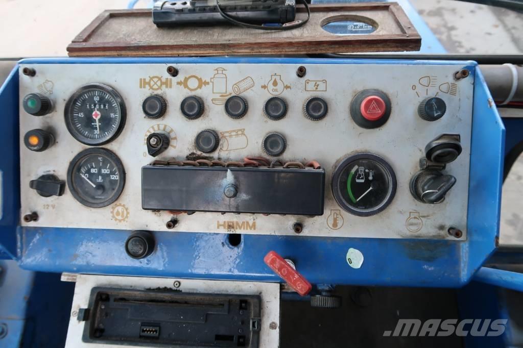 Hamm HW 90/10 Twin drum rollers