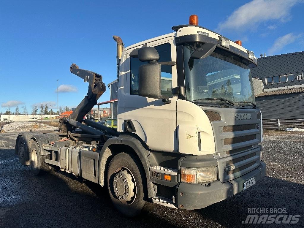 Scania P420 Hook lift trucks