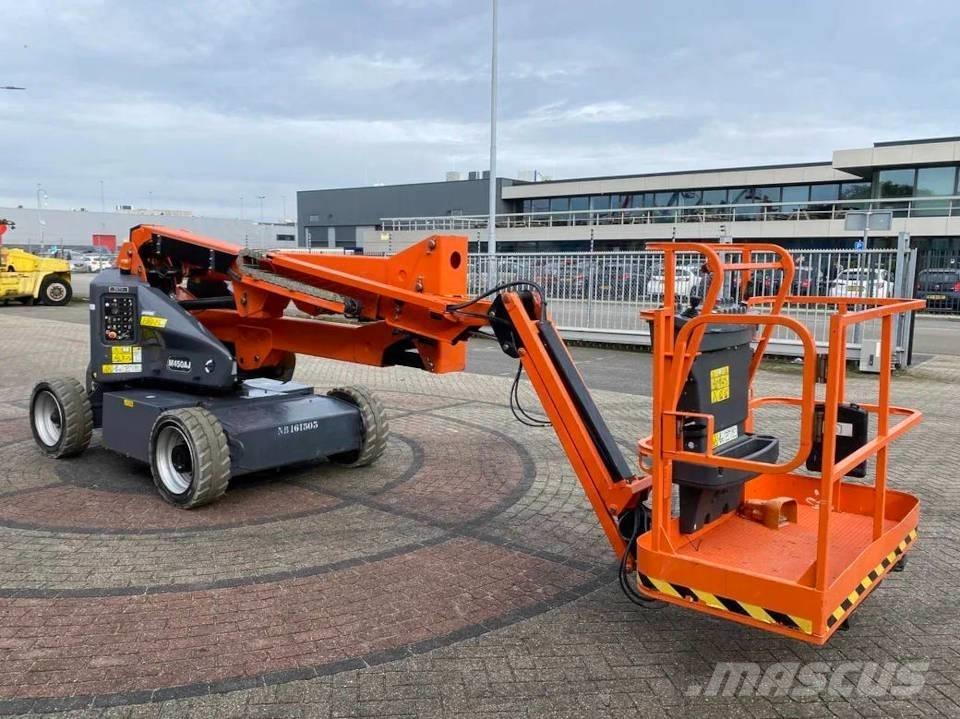 JLG M 450 AJ Articulated boom lifts