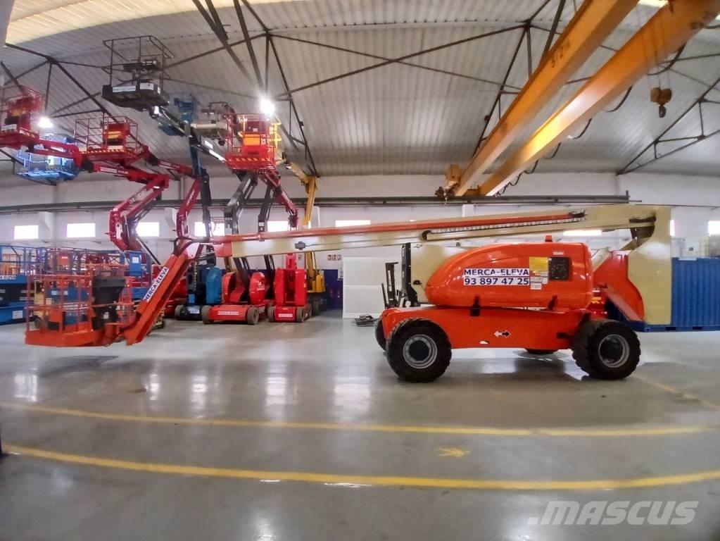 JLG 800 AJ Articulated boom lifts