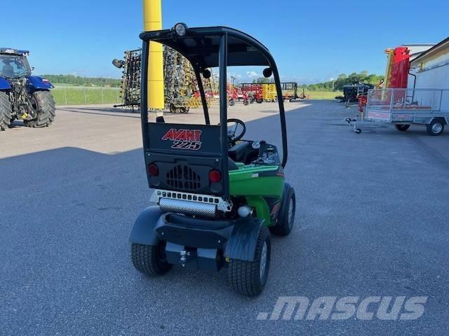 Avant 225 Multi-purpose loaders