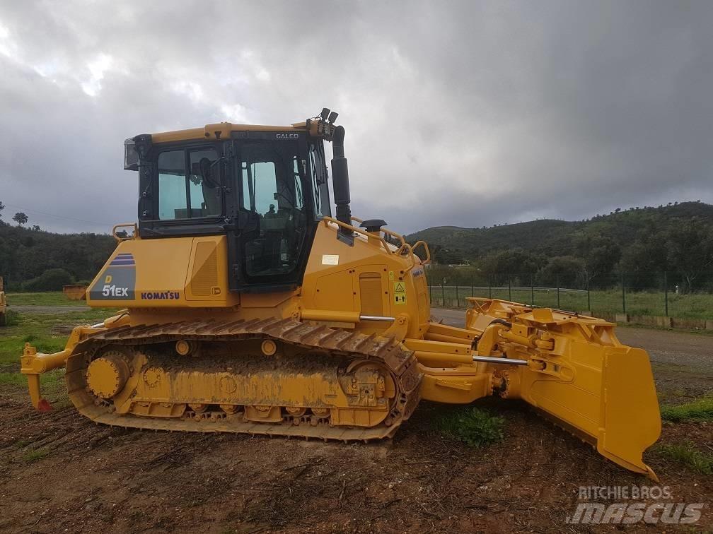 Komatsu D 51 EX-22 Crawler dozers