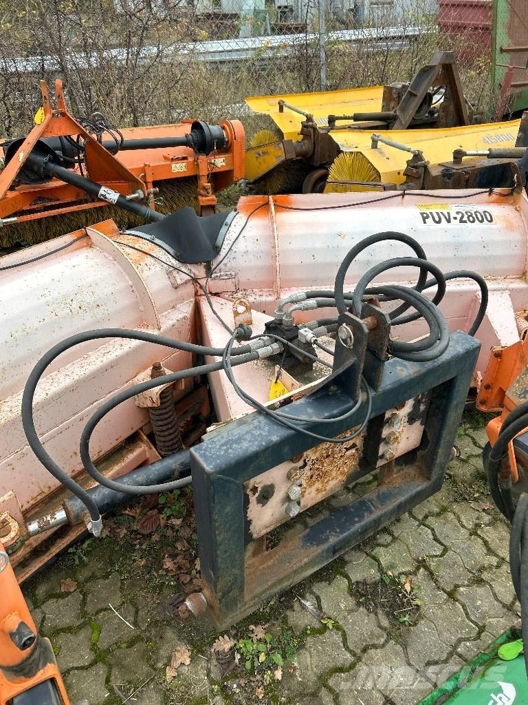 Pronar PUV 2800 Snow blades and plows
