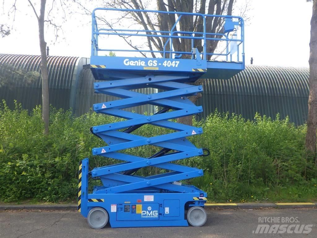 Genie GS4047 Scissor lifts