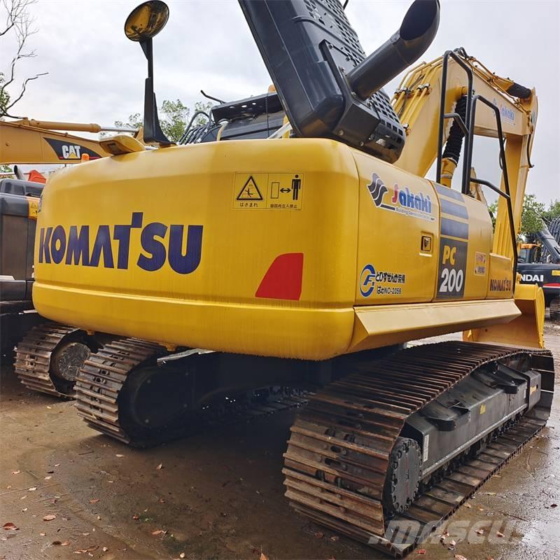Komatsu PC 200-8 Crawler excavators