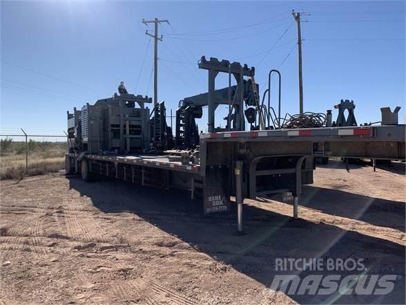 Transcraft  Low loader-semi-trailers