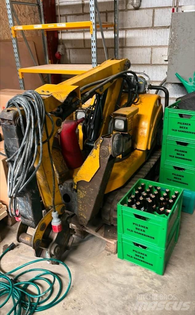 Brokk 90 Demolition excavators
