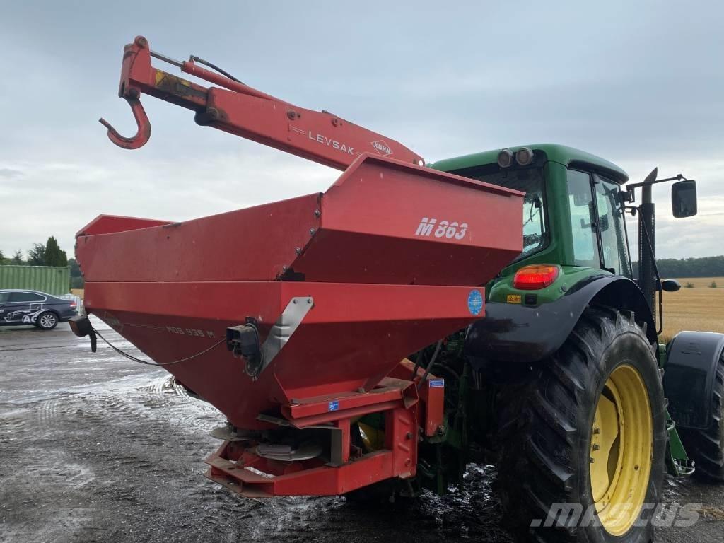 Kuhn M863 Mineral spreaders