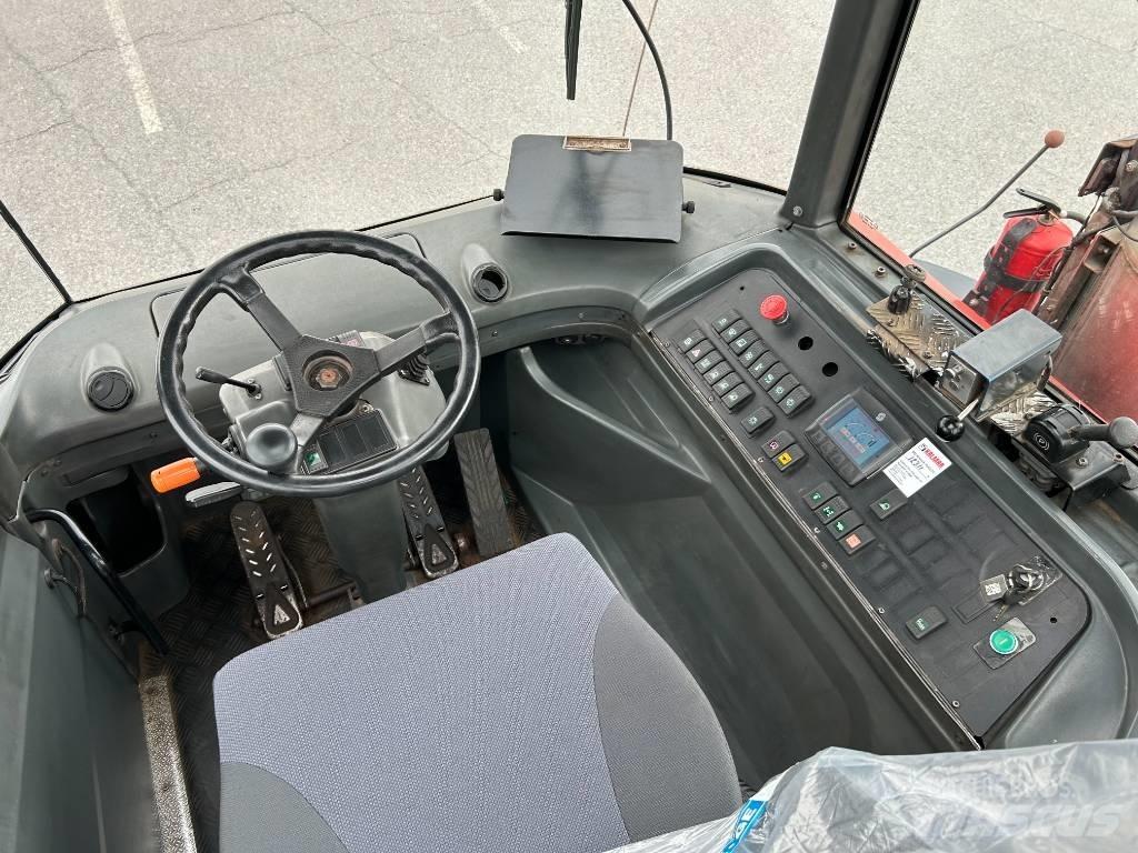 Kalmar TR618i Terminal tractors