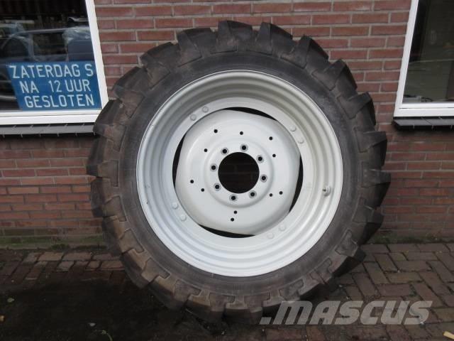 Michelin 13.6/38 Tyres, wheels and rims