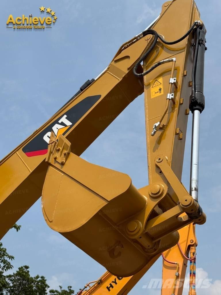 CAT 323D2L Crawler excavators