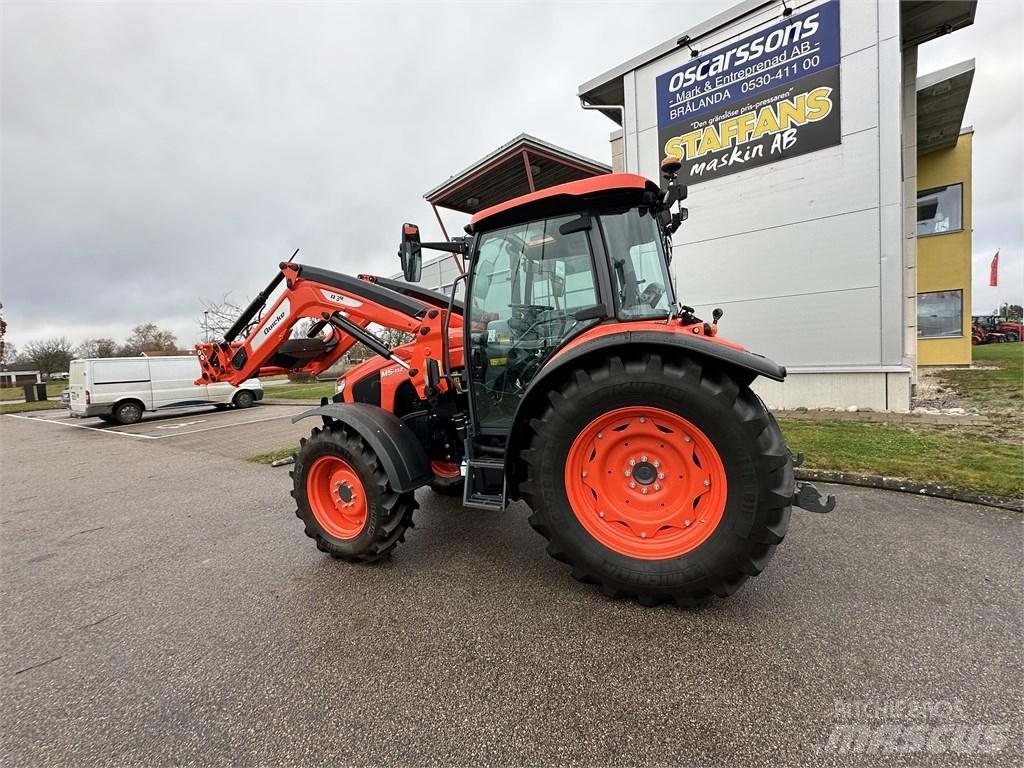 Kubota M5112 Tractors