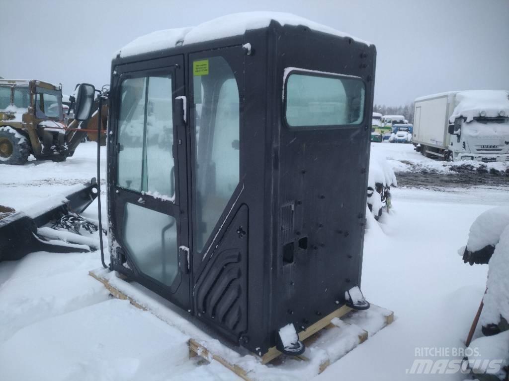 Volvo BM 325FL Cabin Cabins and interior