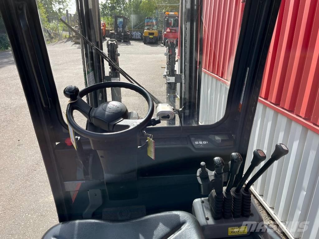 Toyota FBEST15 Electric forklift trucks