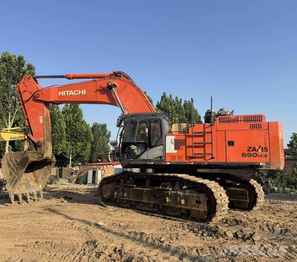 Hitachi ZX690LCH-5A Crawler excavators