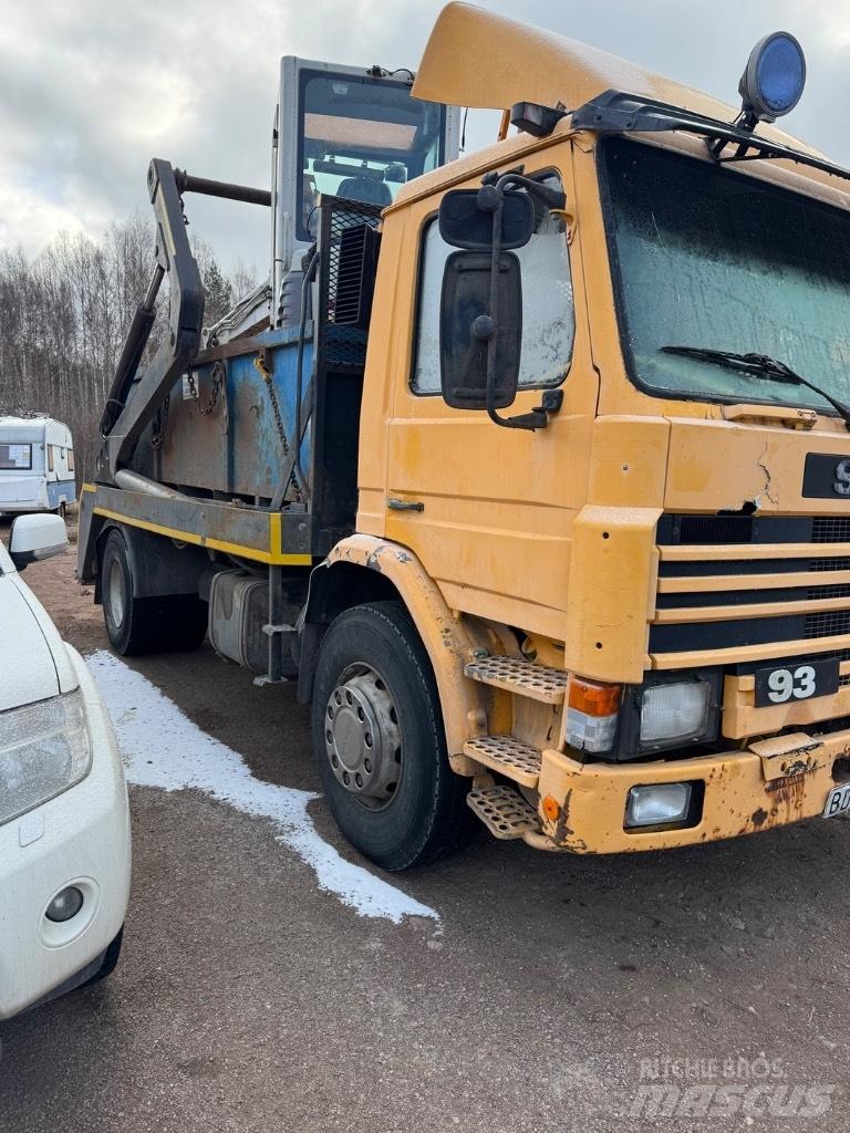Scania P 82 H Skip bin truck