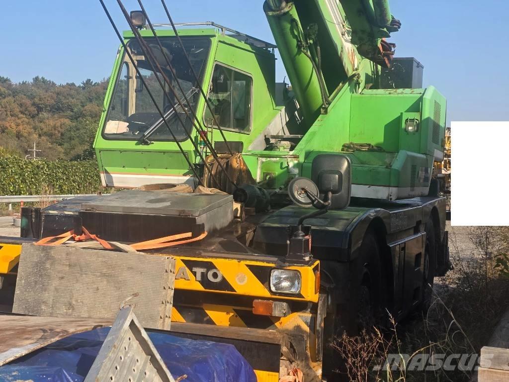 Kato SR 250 SP V Rough terrain cranes