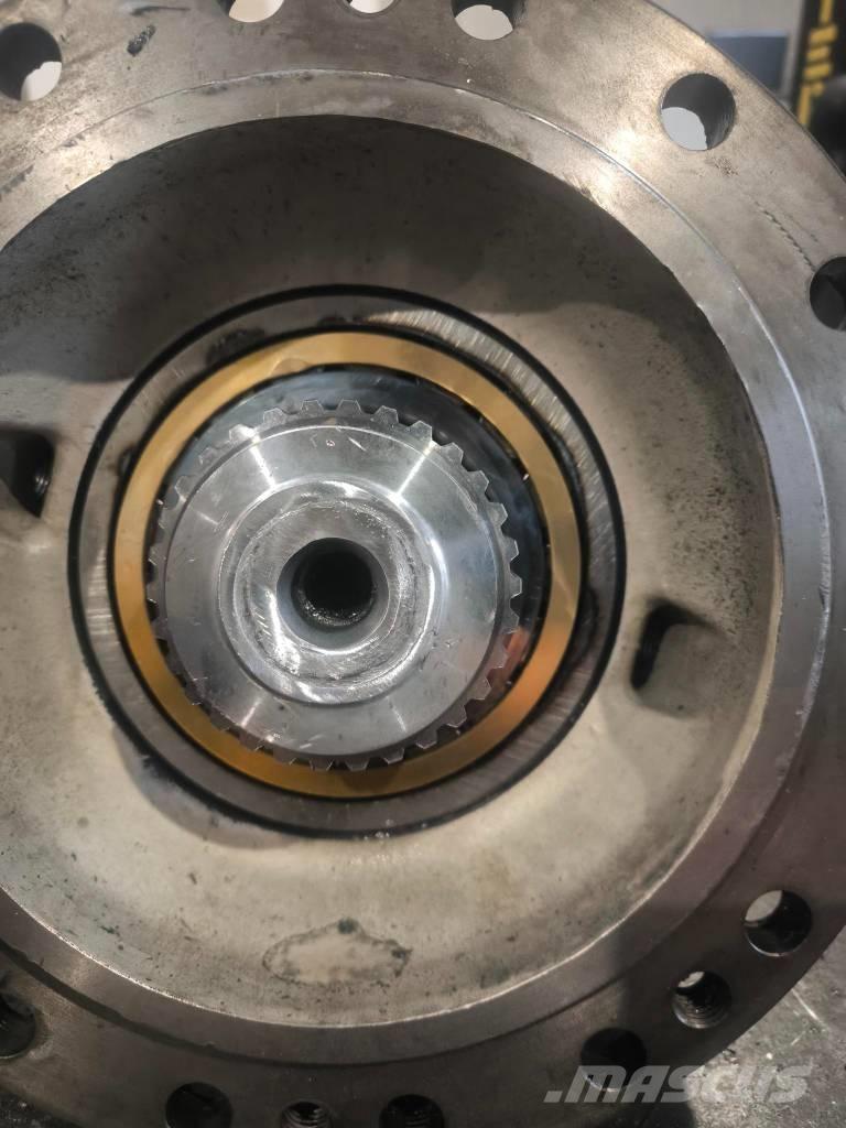 Fuchs 335 F Hydraulics