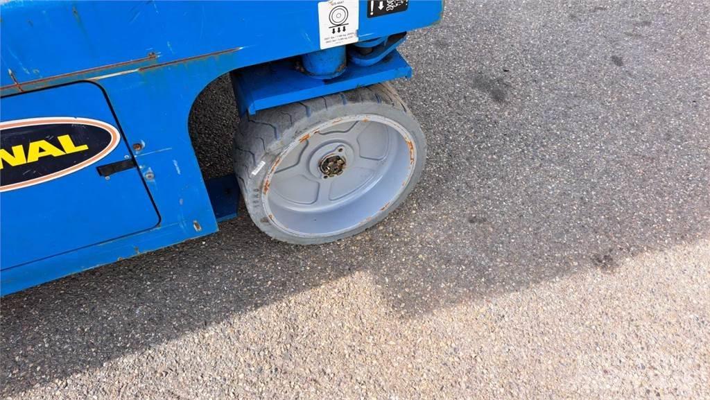 Genie GS4047 Scissor lifts