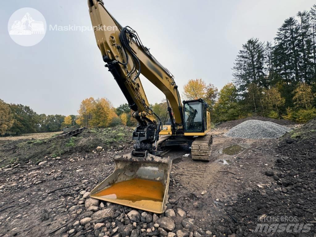 CAT 323 Crawler excavators