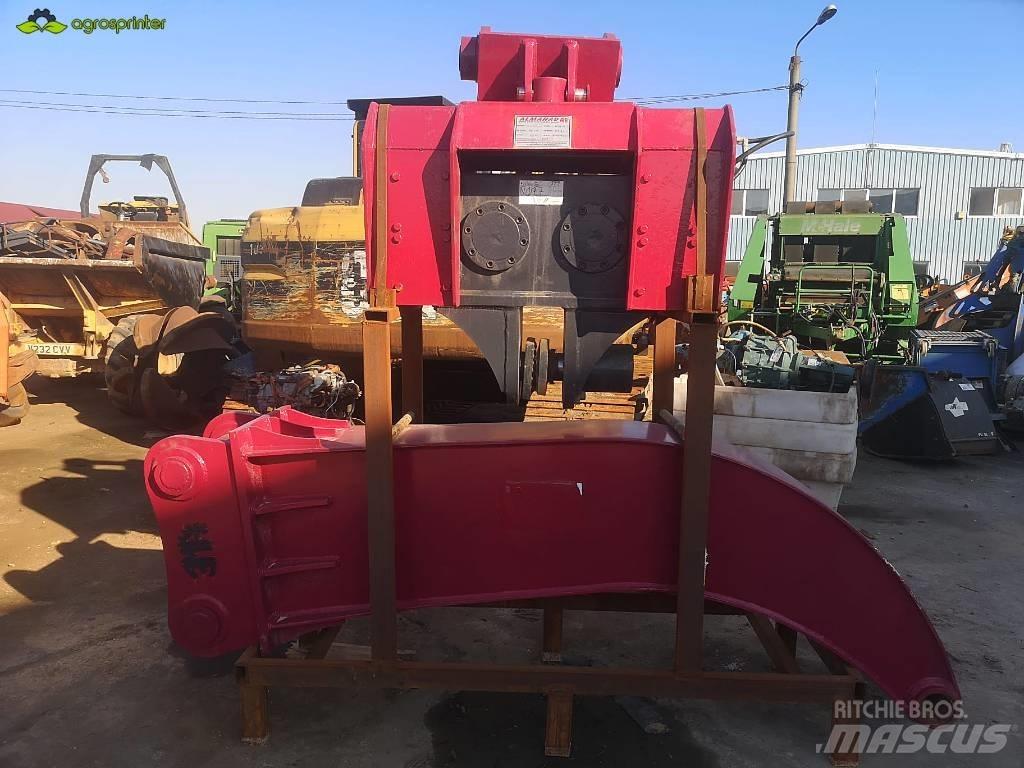  Almahad MVH 30 Backhoes