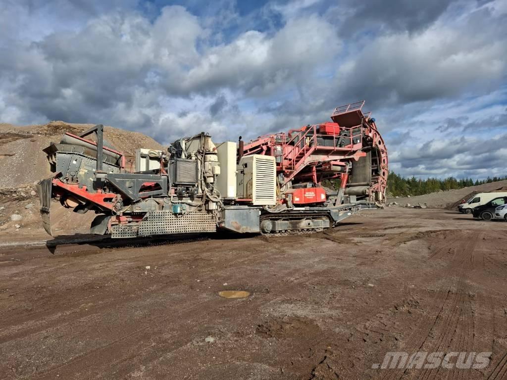 Sandvik UH550 E Mobile crushers