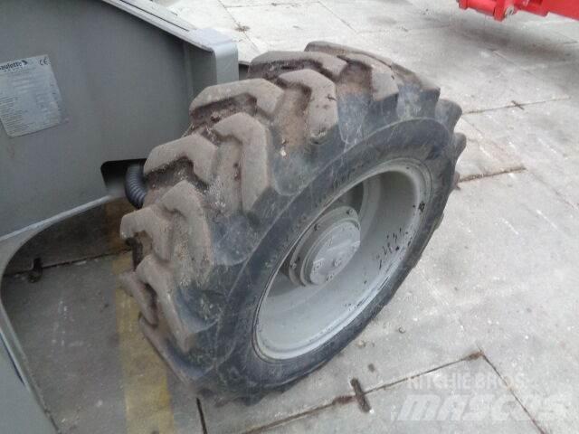 Haulotte HA120 Articulated boom lifts