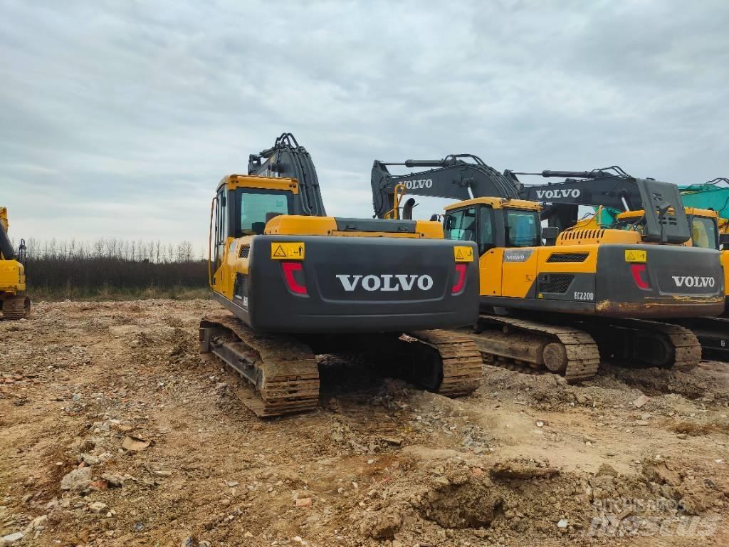Volvo EC220D Crawler excavators