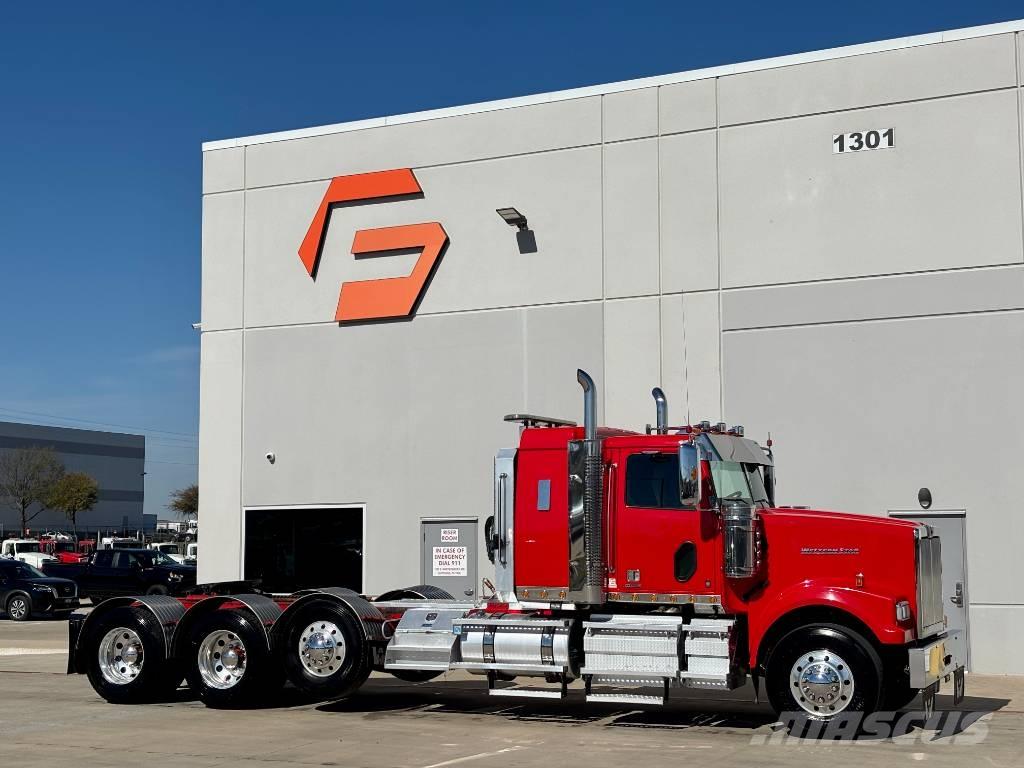 Western Star 4900 Prime Movers