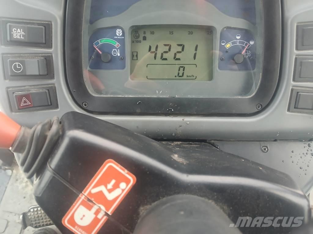 New Holland TN 75 S Tractors