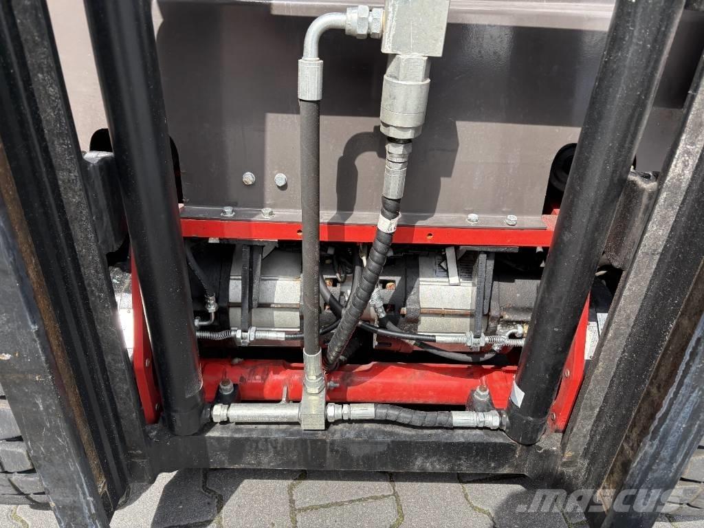 Manitou ME 318 Electric forklift trucks