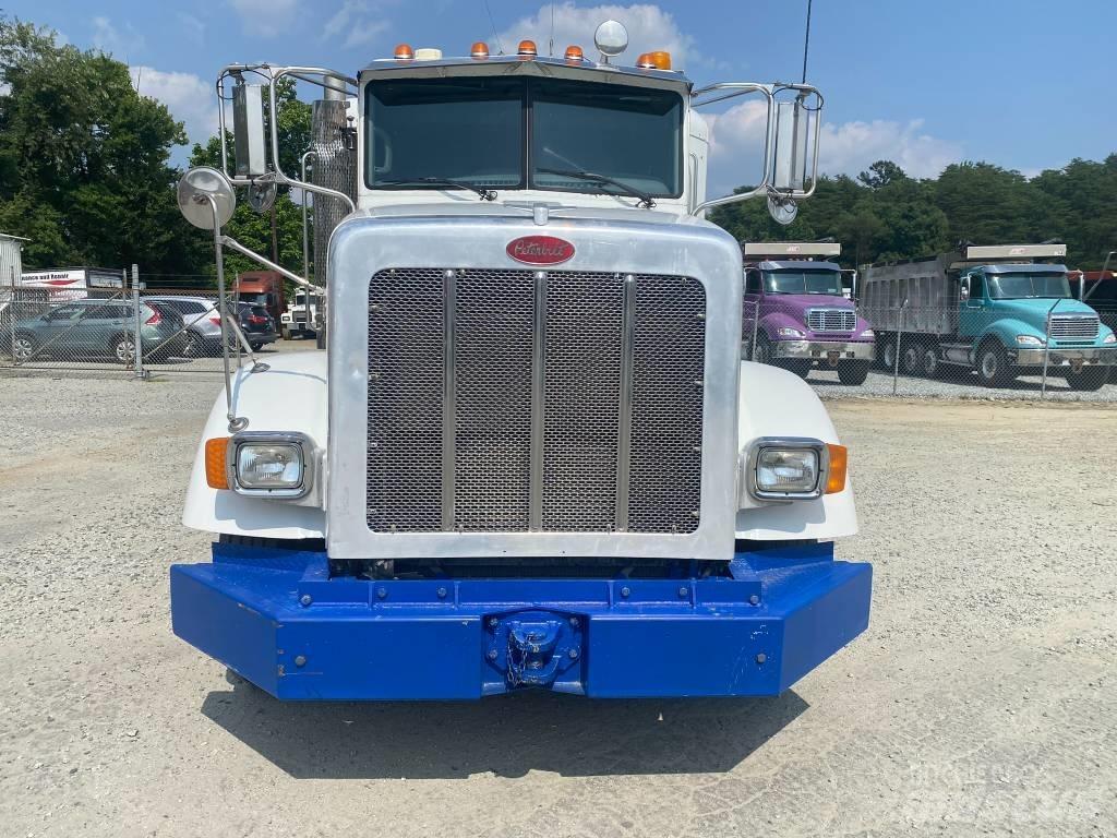 Peterbilt 365 Prime Movers