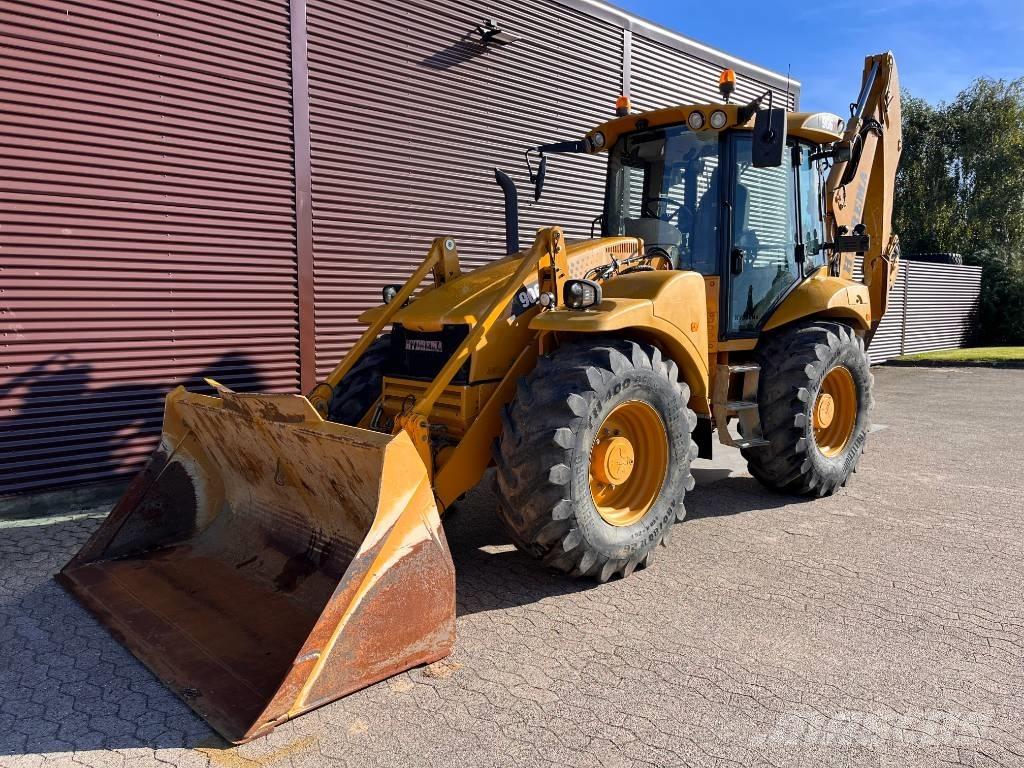 Hydrema 906F Backhoe