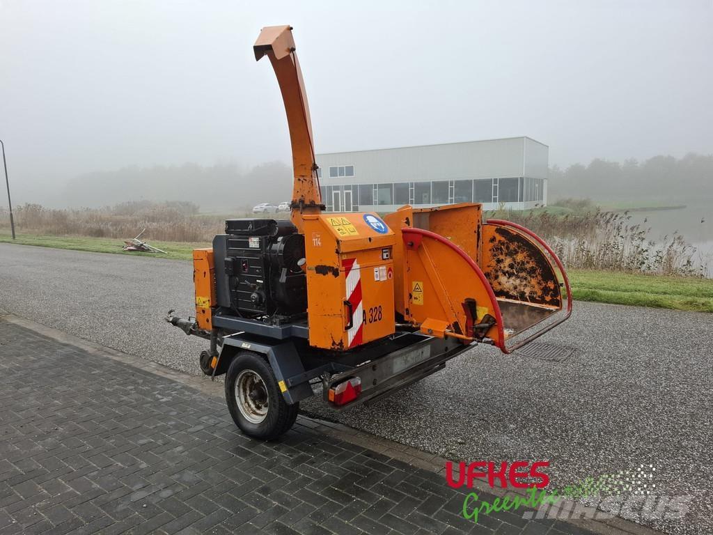 Jensen A328 DI Wood chippers