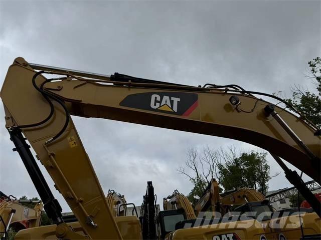 CAT 320 D2L Crawler excavators