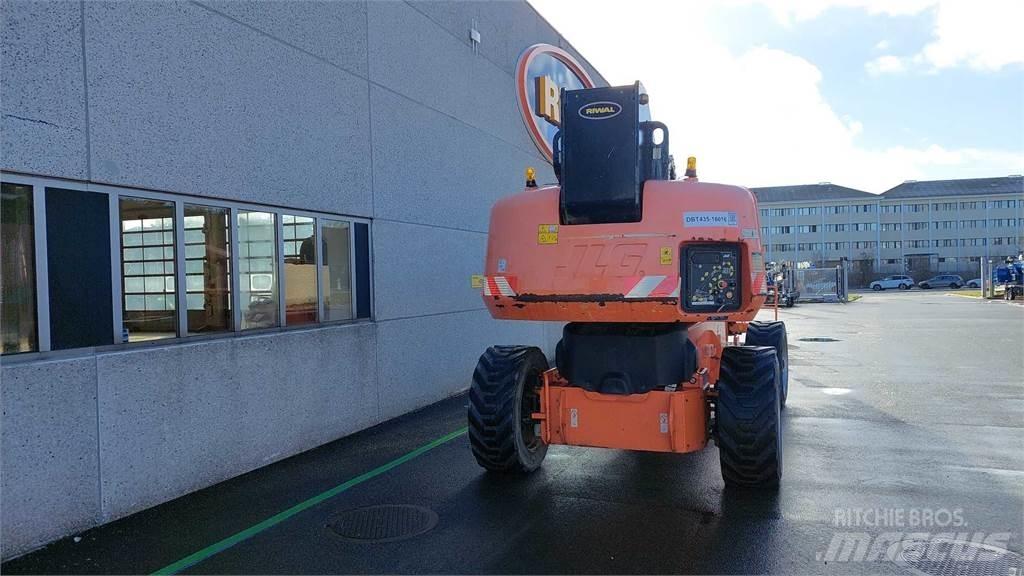 JLG 1350SJP Telescopic boom lifts