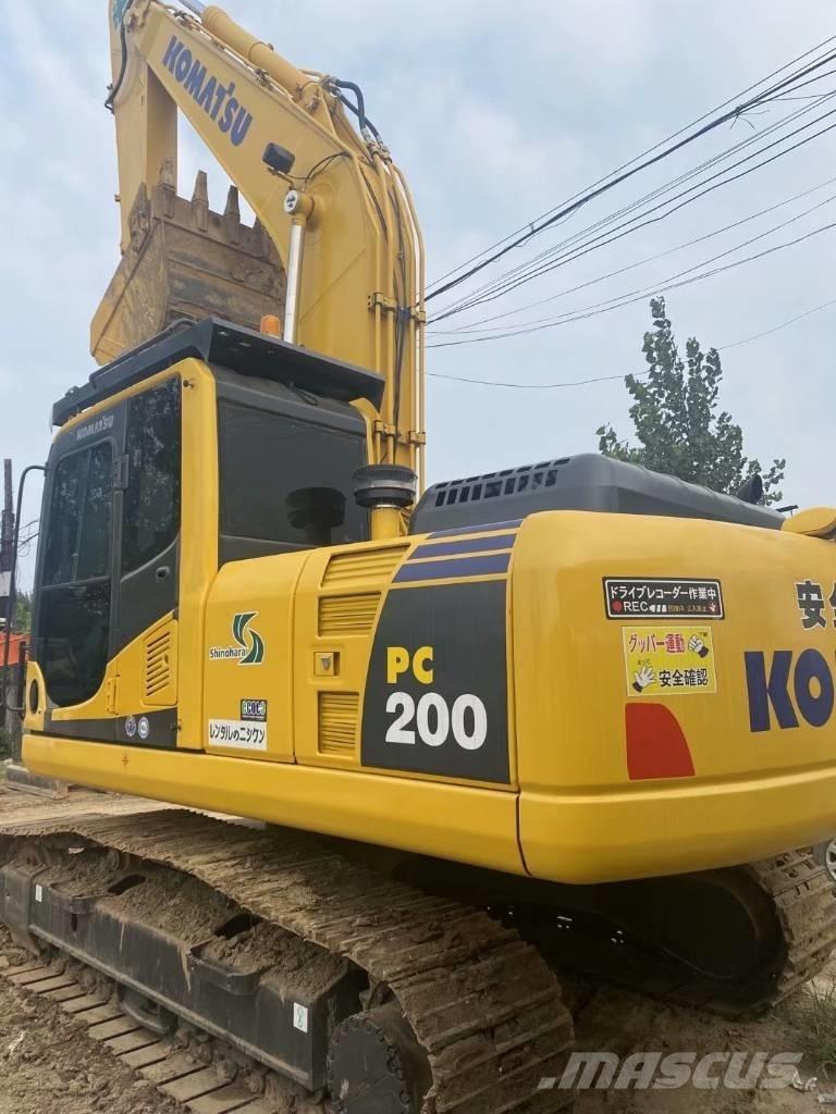 Komatsu PC 200 -8 Crawler excavators