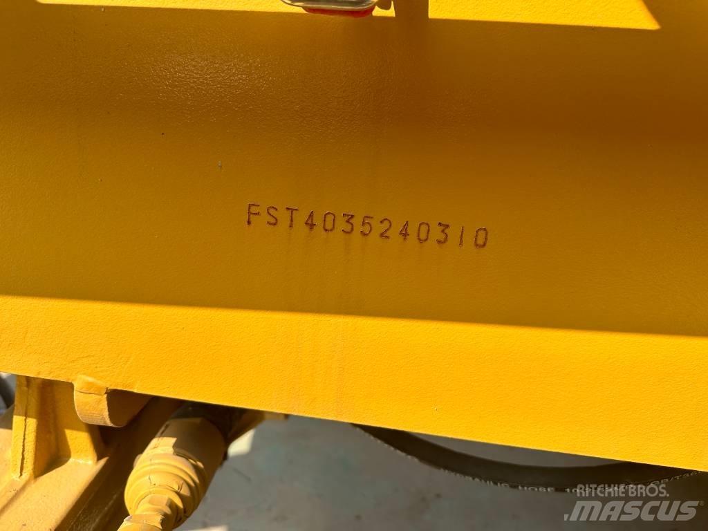 CAT 420 F ST Backhoe