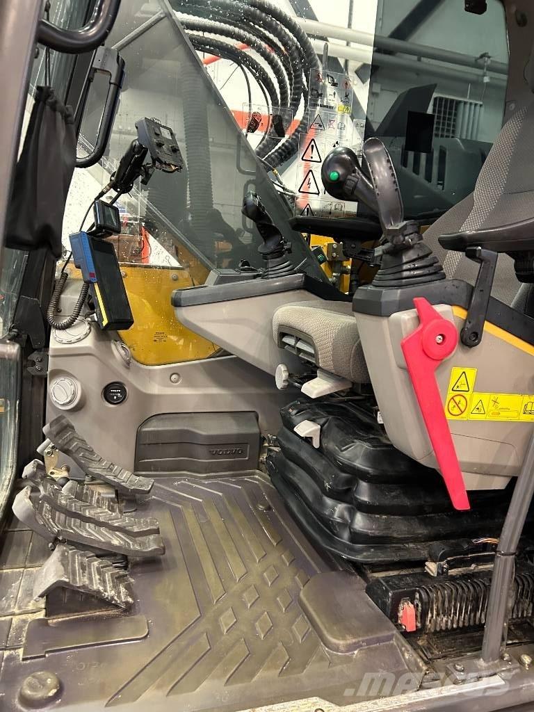Volvo ECR 235 E Crawler excavators