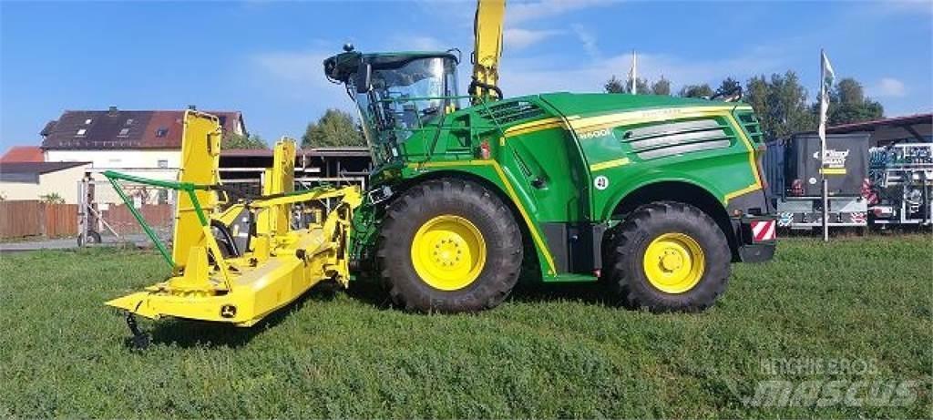 John Deere 8600i Forage harvesters