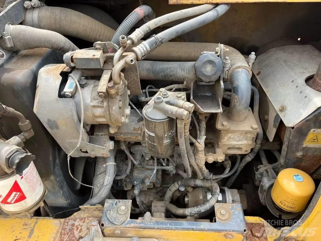 Komatsu PC70-8加长臂 Crawler excavators