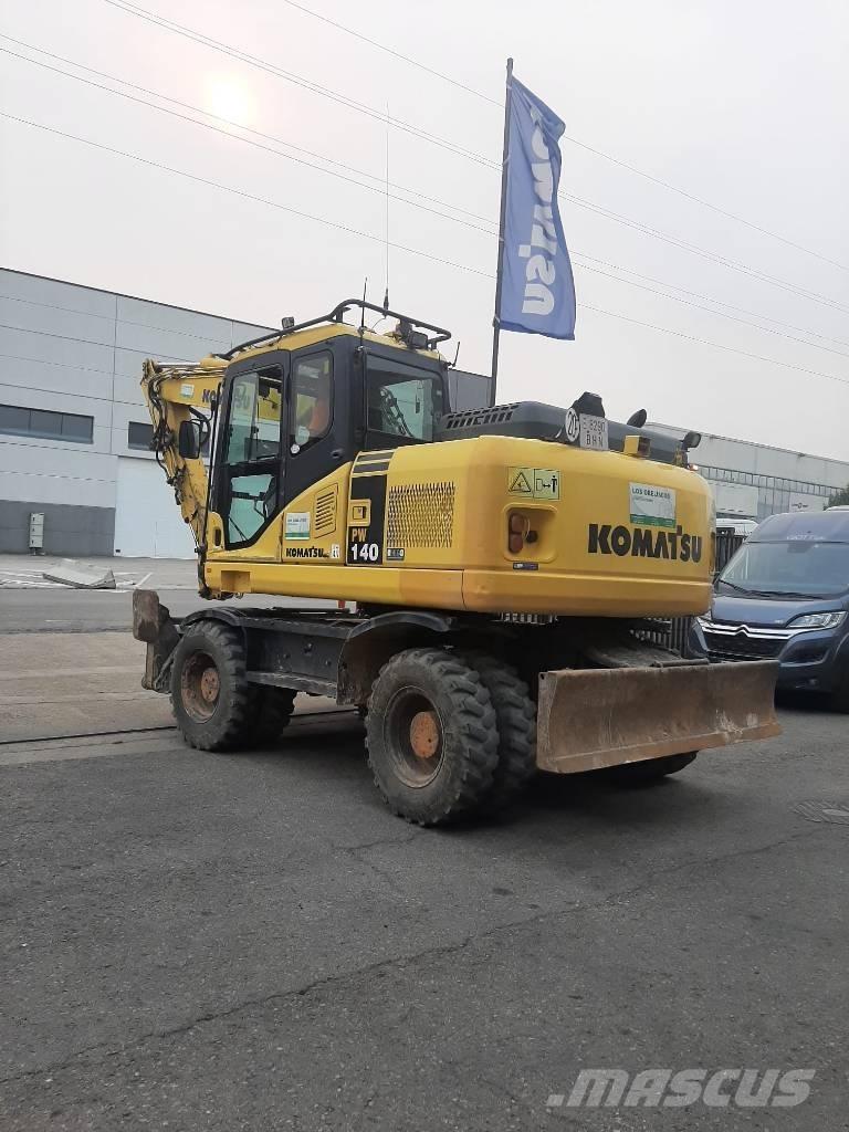 Komatsu PW 140-7 Wheeled excavators