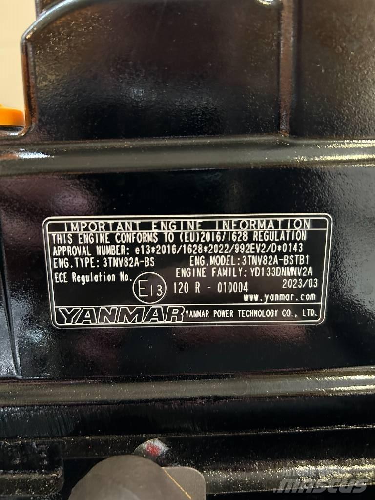 Yanmar 3TNV82 A Engines