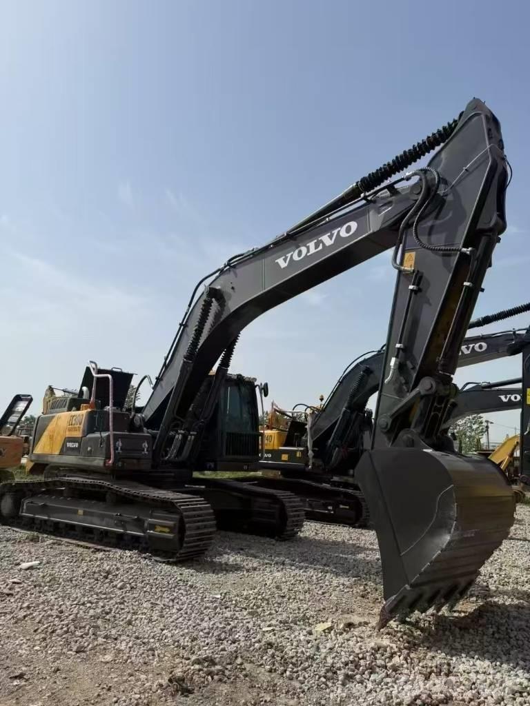 Volvo 300D Crawler excavators